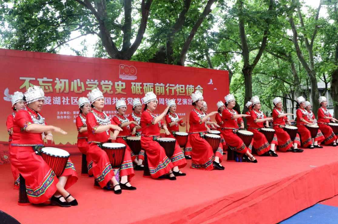 濮阳市家风建设2023年会暨倡树优良家风宣讲表彰大会召开